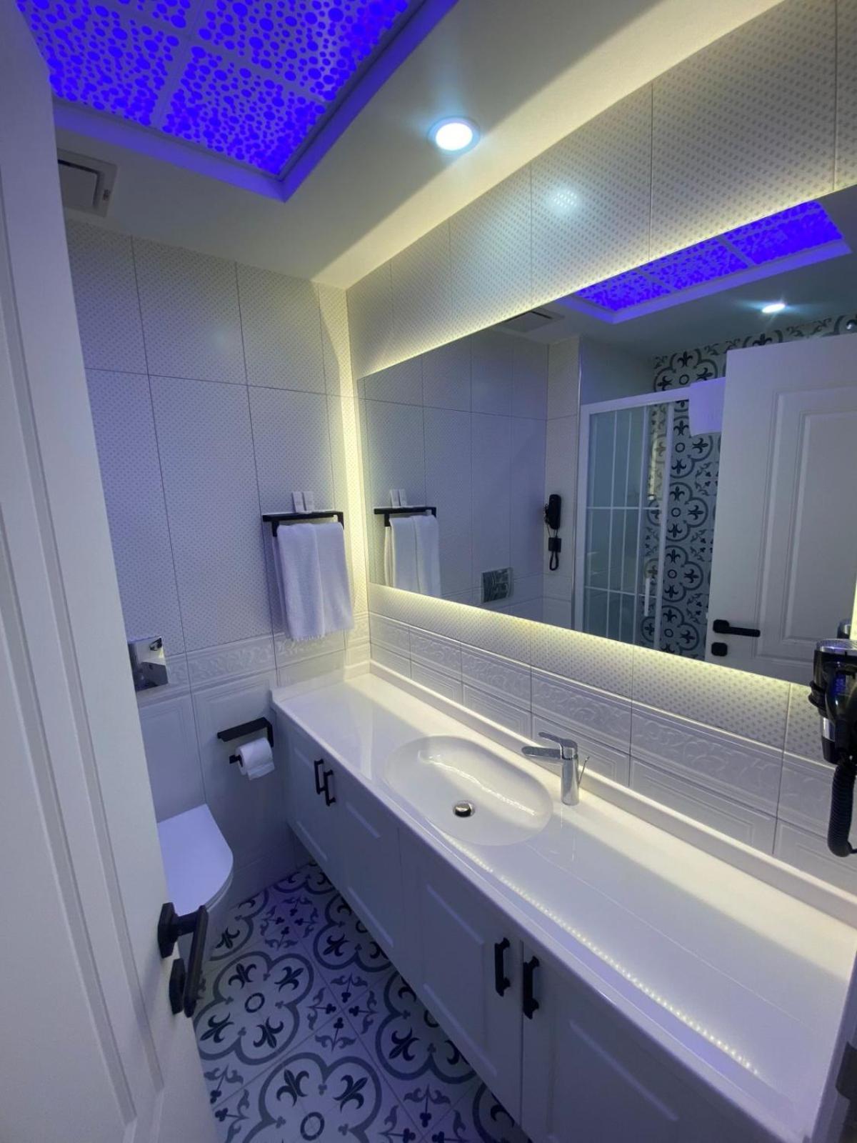 Park Milano Hotel Измир Экстерьер фото